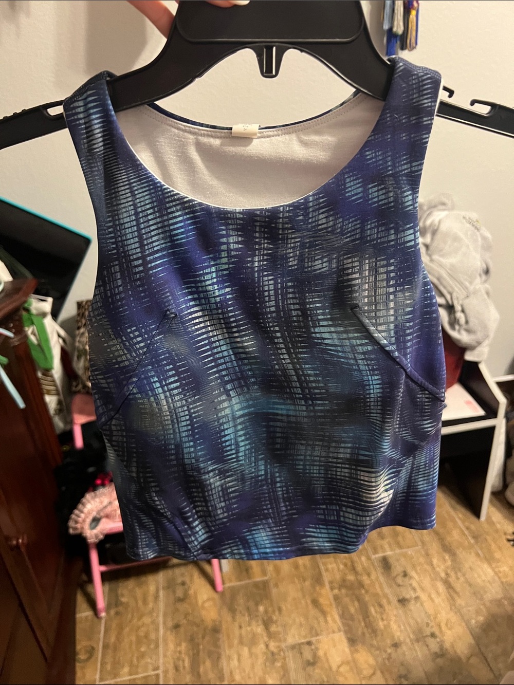 lululemon athletica Blue Patterned Cropped Tank